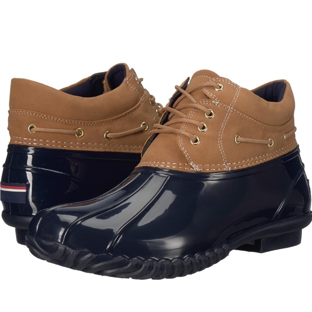 Tommy Hilfiger Harley lace up waterproof duck ankle  boots size 8 sleek
